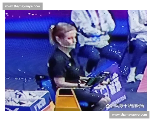 田径赛场争议判罚引发舆论热议背后的规则与公平探讨 田径赛场争议判罚引发舆论热议背后的规则与公平探讨