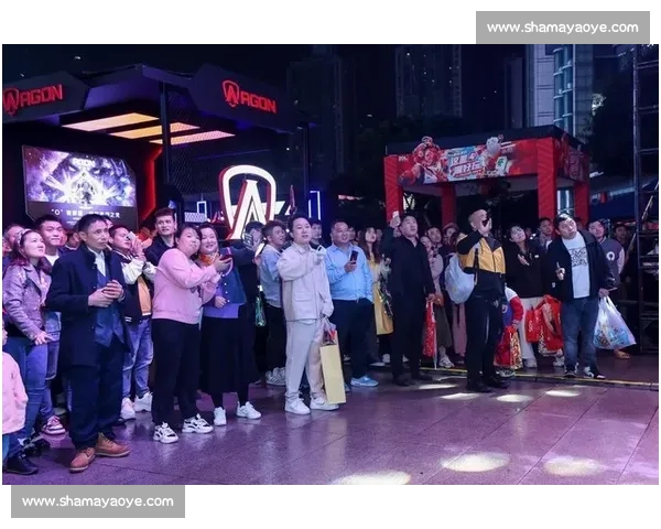 观众全程高能沸腾舞台瞬间引爆全场热烈氛围 观众全程高能沸腾舞台瞬间引爆全场热烈氛围
